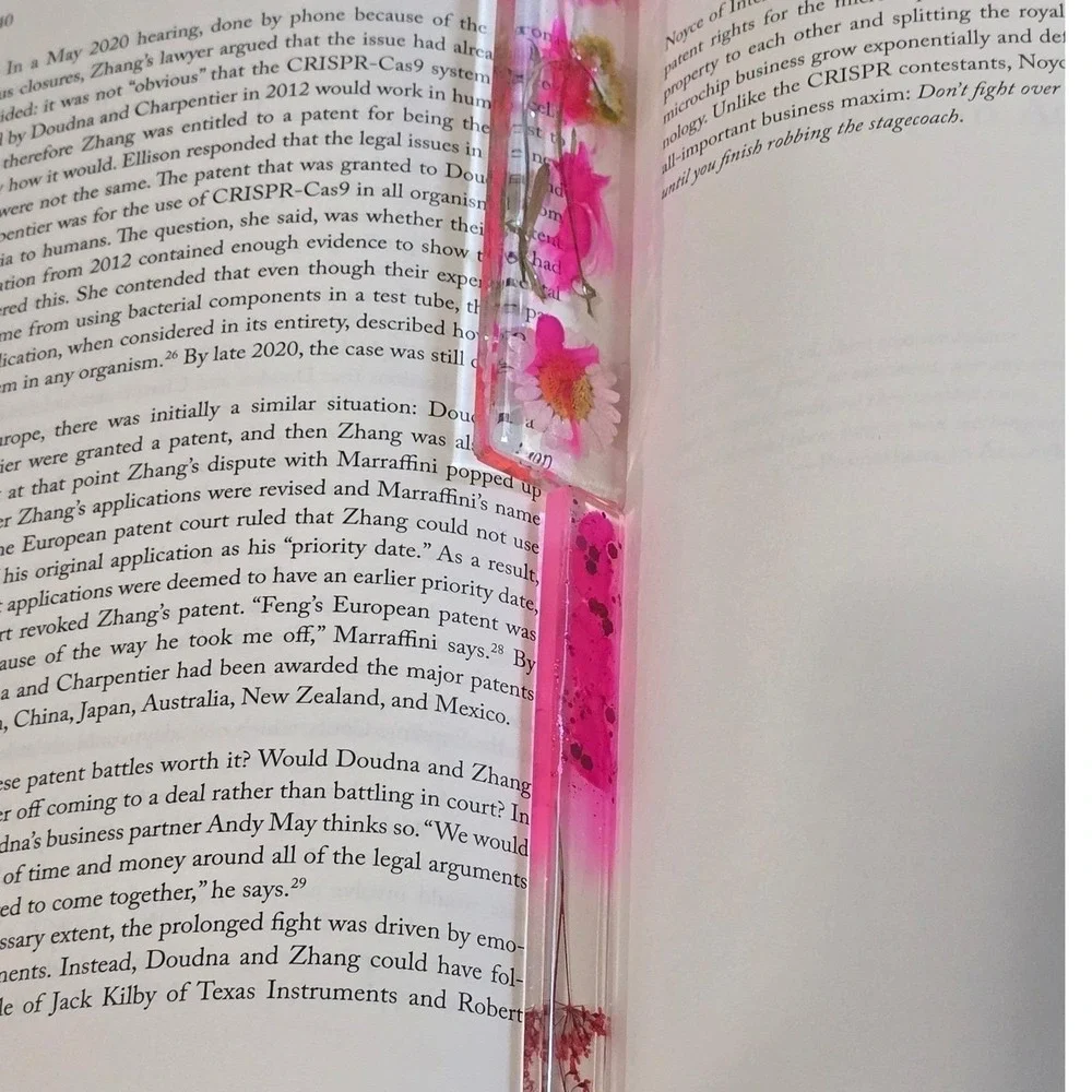 Handmade Resin Floral Bookmarks Real Pressed Flowers Pink Glitter Tassels Set 2